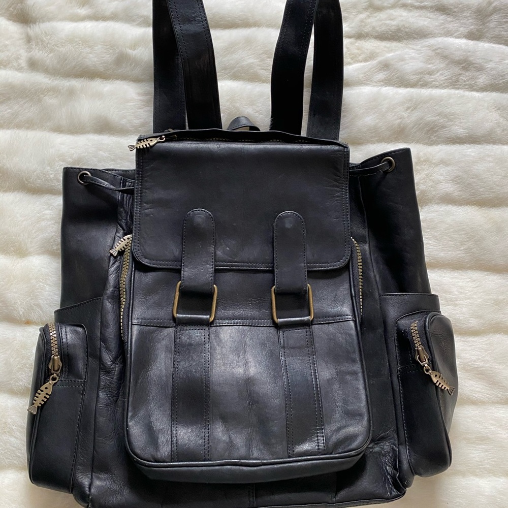 Vintage Leather back back!